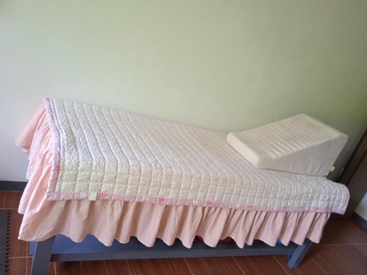 Sarah'S Garden Bnb & Spa Bed & Breakfast Clarin  Eksteriør bilde