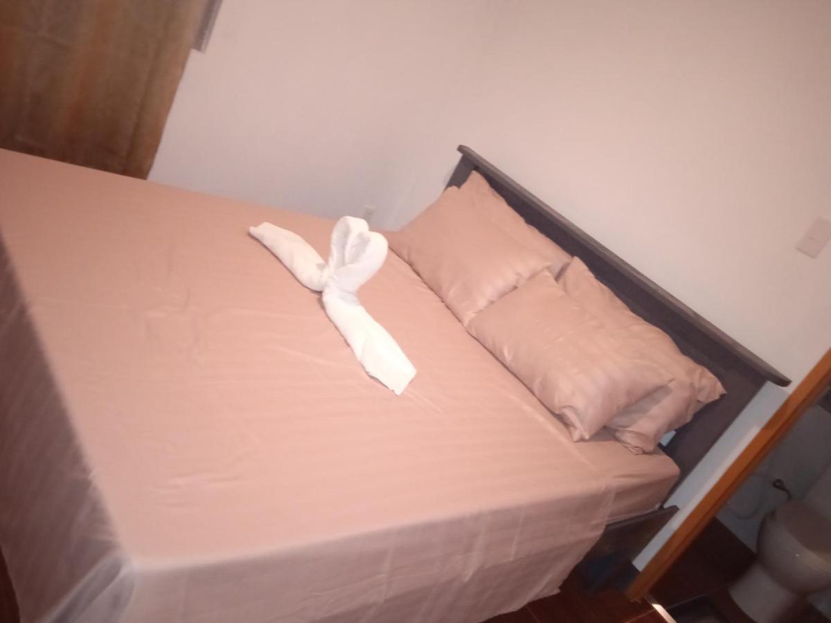 Sarah'S Garden Bnb & Spa Bed & Breakfast Clarin  Eksteriør bilde