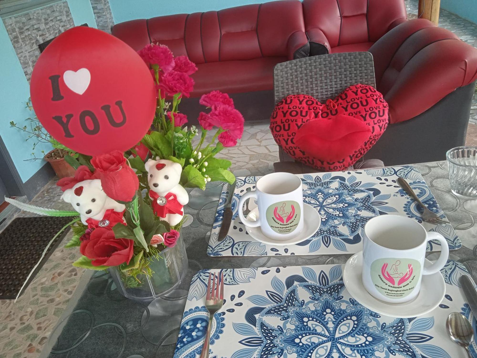 Sarah'S Garden Bnb & Spa Bed & Breakfast Clarin  Eksteriør bilde