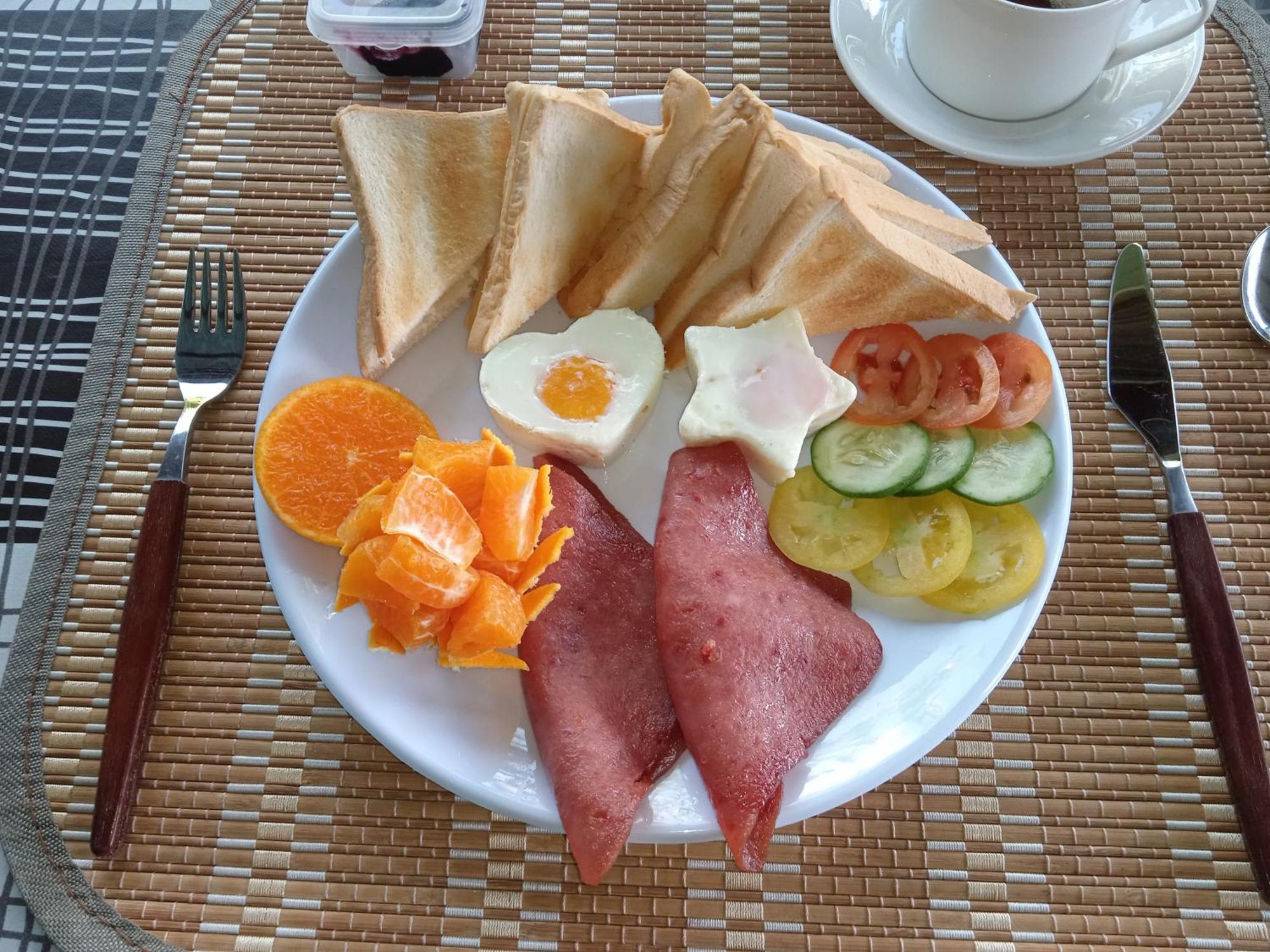 Sarah'S Garden Bnb & Spa Bed & Breakfast Clarin  Eksteriør bilde