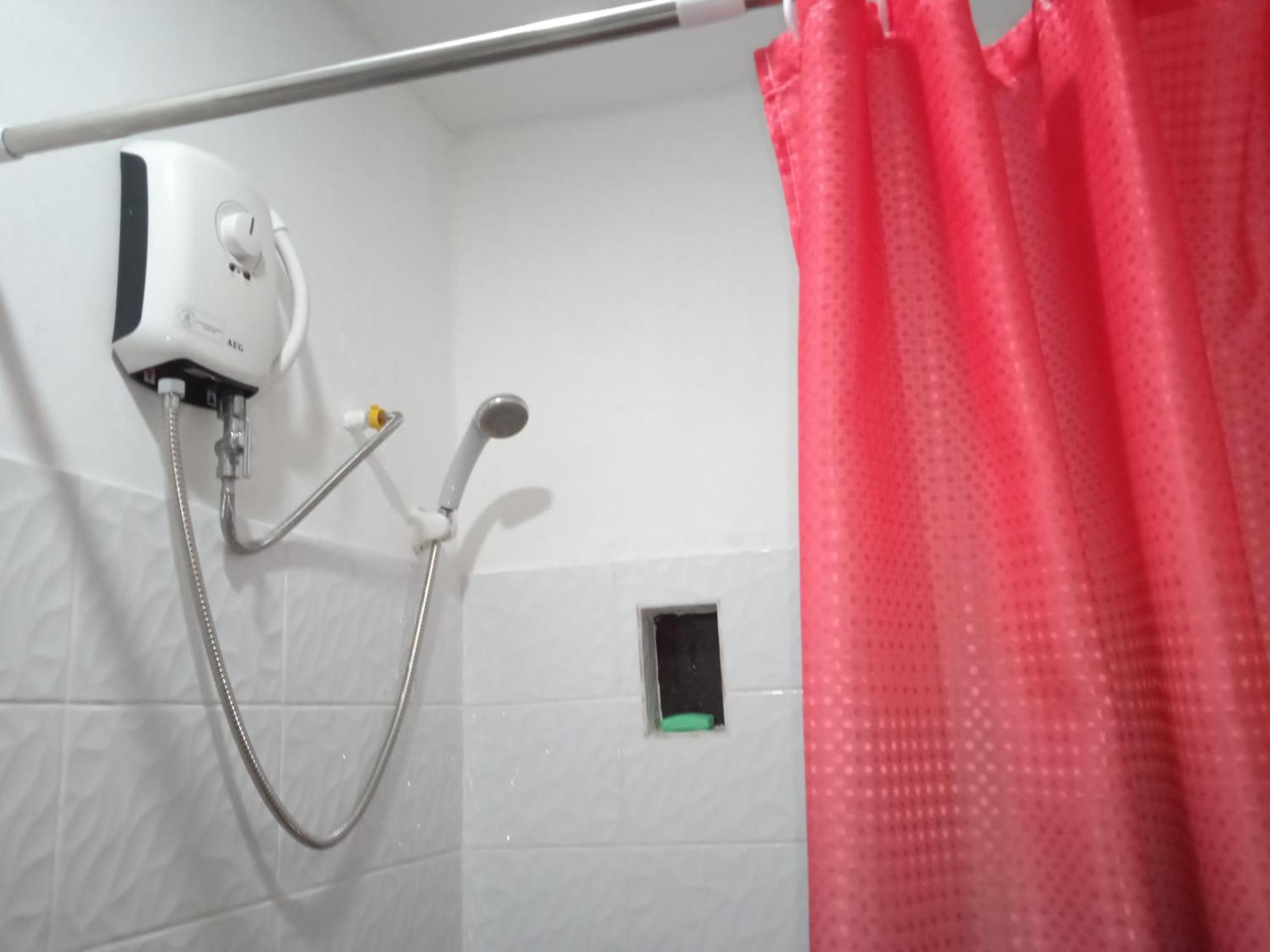 Sarah'S Garden Bnb & Spa Bed & Breakfast Clarin  Eksteriør bilde